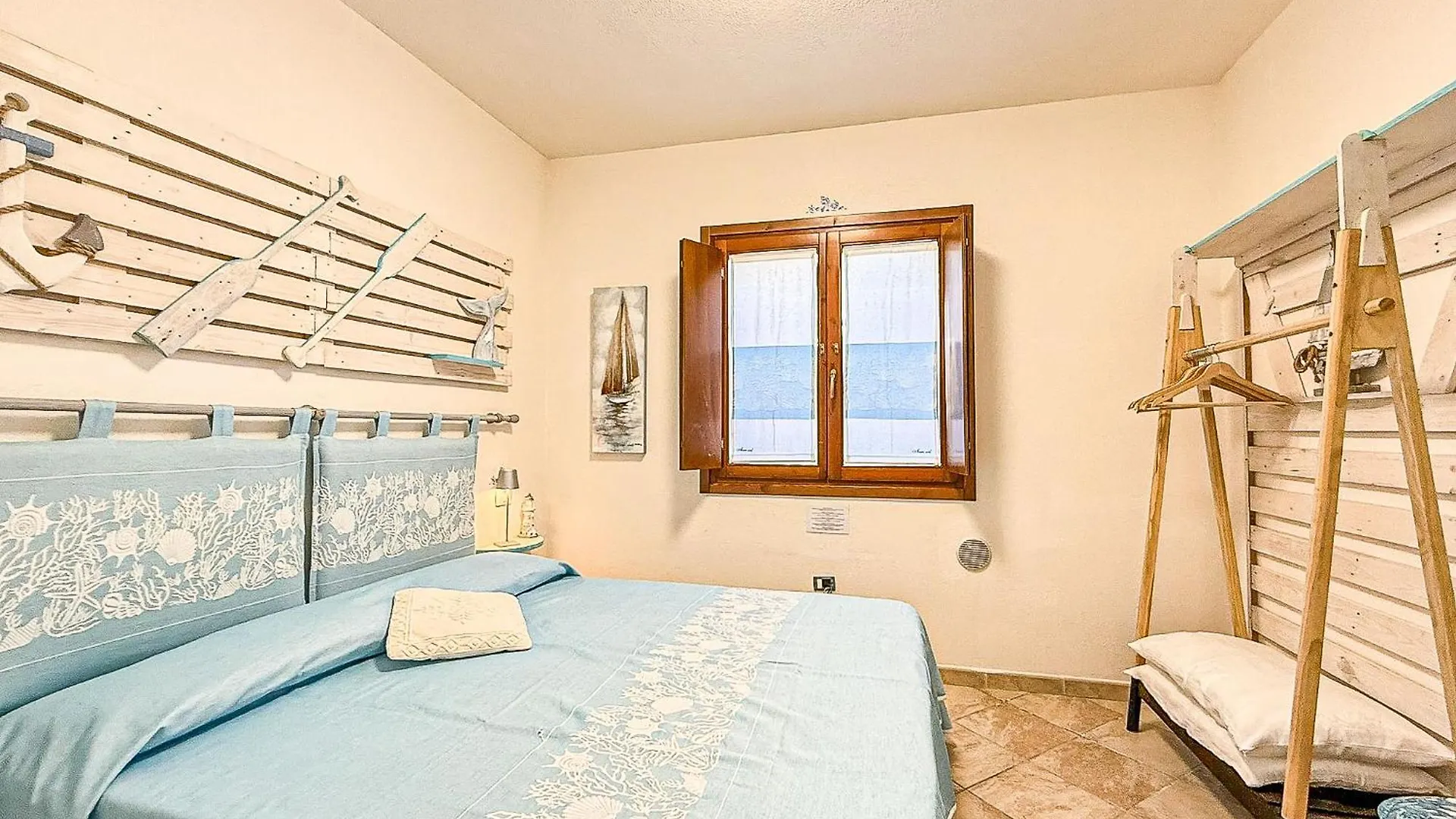 Residence Olimpo Poseidone 산타테레사의갈루라 0*,  이탈리아